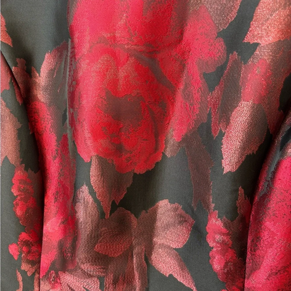 Tahari ASL Arthur S. Levine Black and Red Floral Pleated Dress Size 14 - Picture 3 of 6